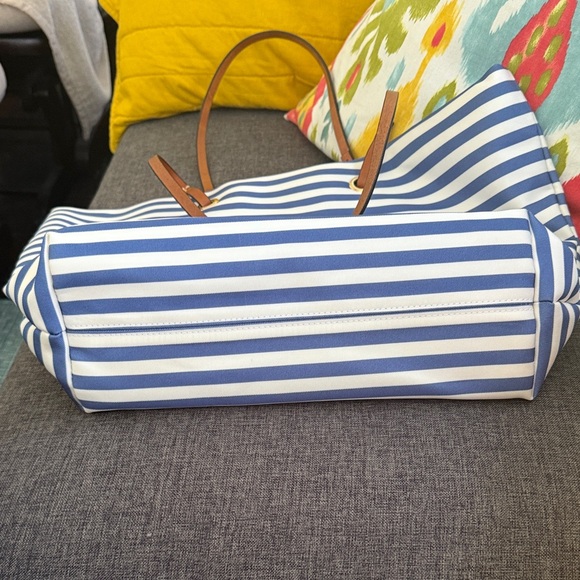 Dooney & Bourke Nylon Navy and White Striped Tote nautical NEW - Picture 7 of 8